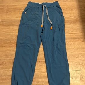Figs Capri Blue Clara Jogger Scrub Pants